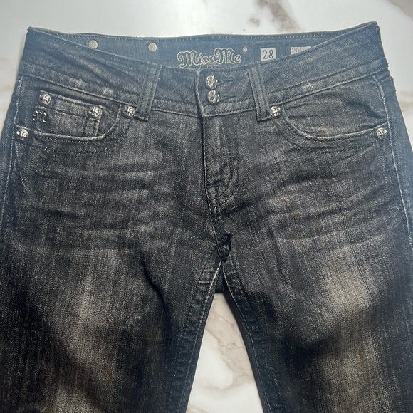Miss Me Skinny Black Woman’s Angel Wing pocket Jeans. Size 28 - Picture 4 of 10